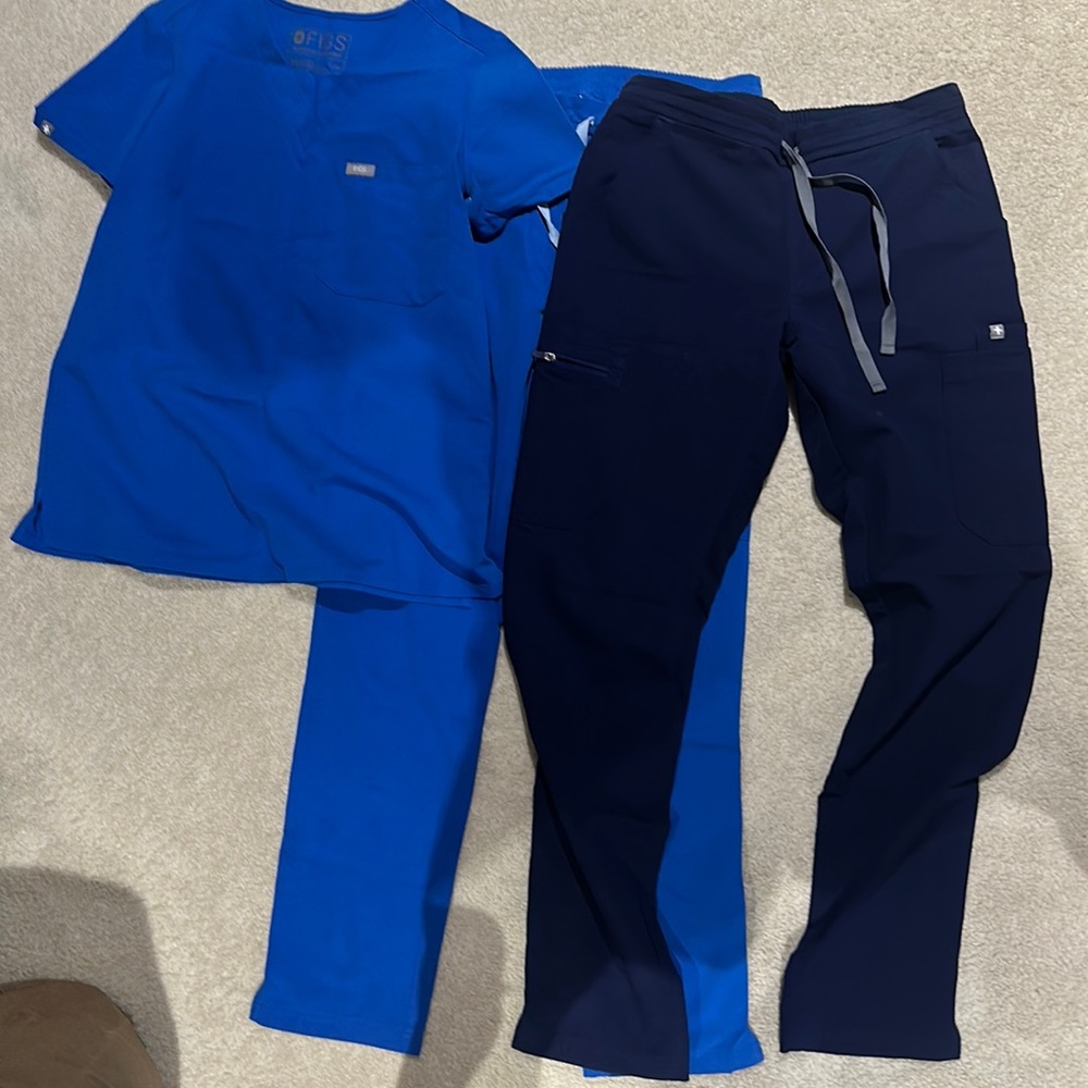 FIGs scrubs XS
